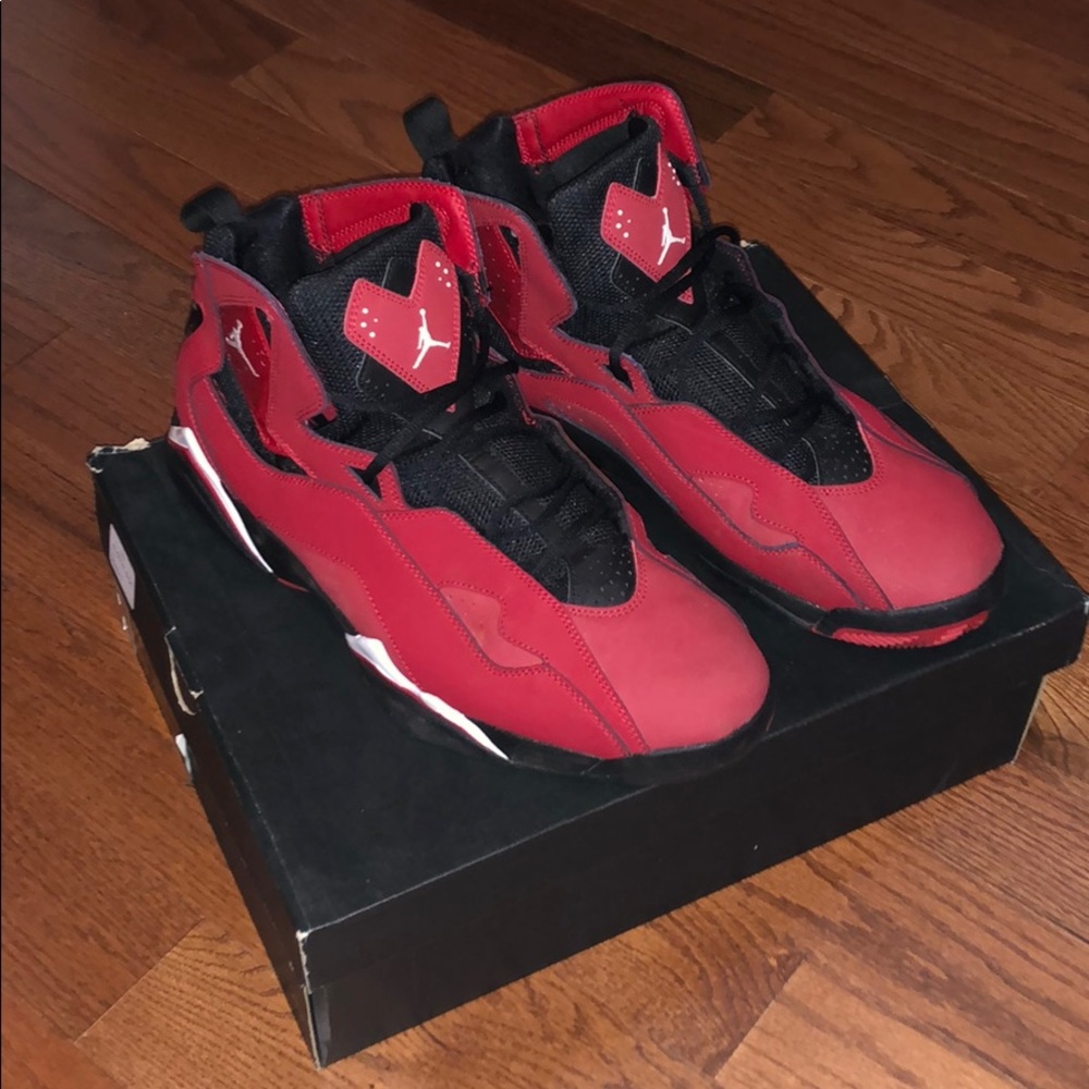 Jordan True Flights